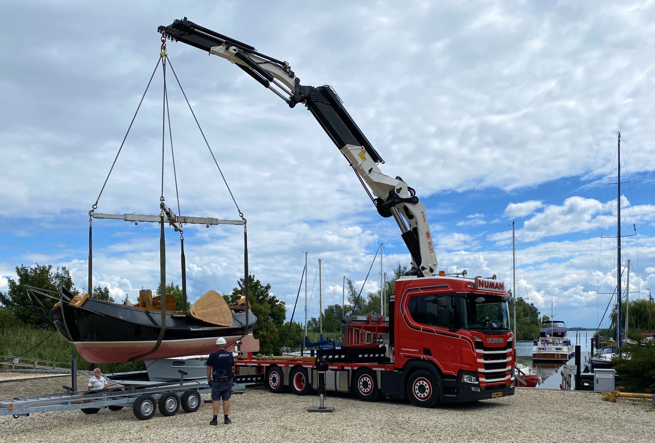 Lifting a boot onto a trailer for transport