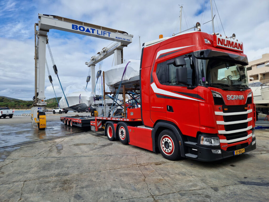 Numan truck near boat lift